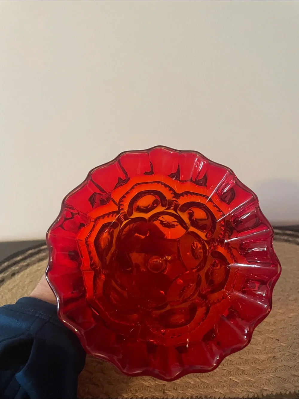 L.E. Smith Moon & Stars Art Glass Amberina Crimped Comport Ruffled Bowl.